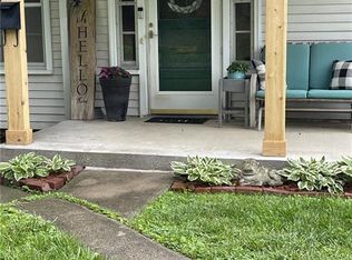 2802 Gene Field Rd, Saint Joseph, MO 64506