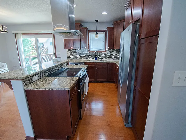 6143 39th Ave NW — Photo 5