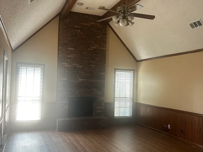 500 Bedlington Dr — Photo 8