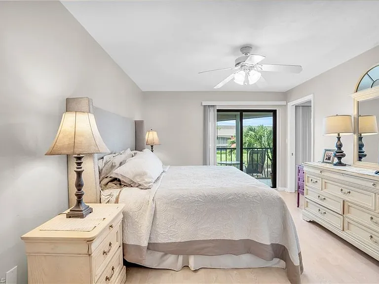 4640 Chantelle Dr #N204 — Photo 19