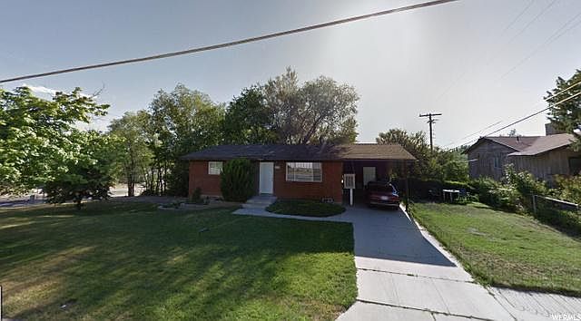 2nd image of 646 2nd St