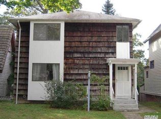 155 14th Ave, Sea Cliff, NY 11579