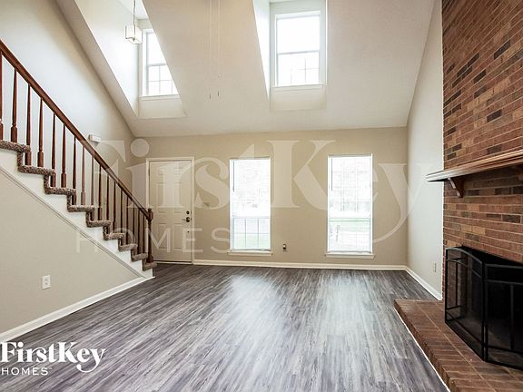 3rd image of 7500 Barn Stone Dr