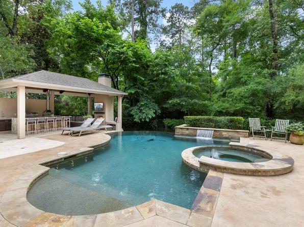 82 E Bracebridge Cir, Spring, TX 77382