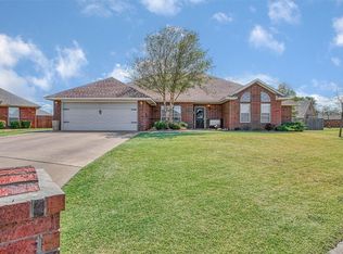 504 Peacock Ln, Altus, OK 73521