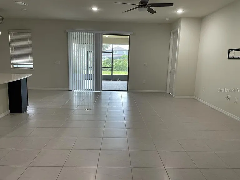 18909 Willowmore Cedar Dr — Photo 2