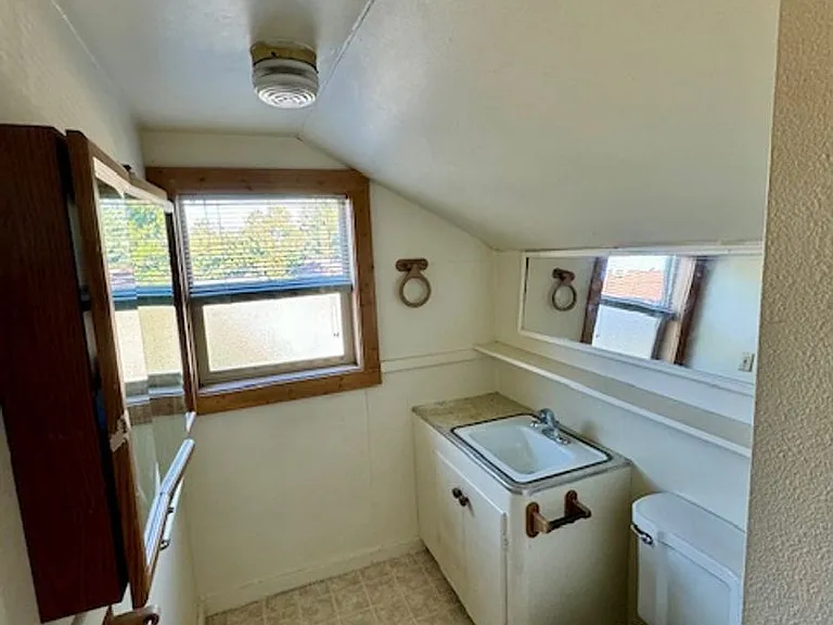609 S 9th Ave #B — Photo 14