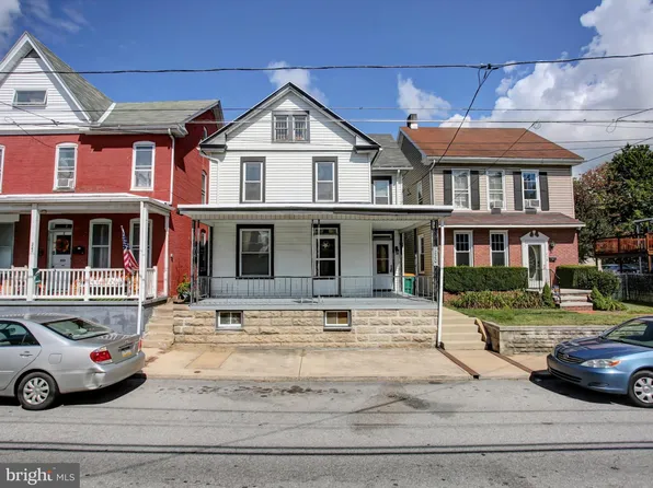 220 Cleveland Ave, Waynesboro, PA 17268