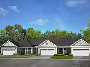 1319 Grovesedge Dr, Maineville, OH 45039
