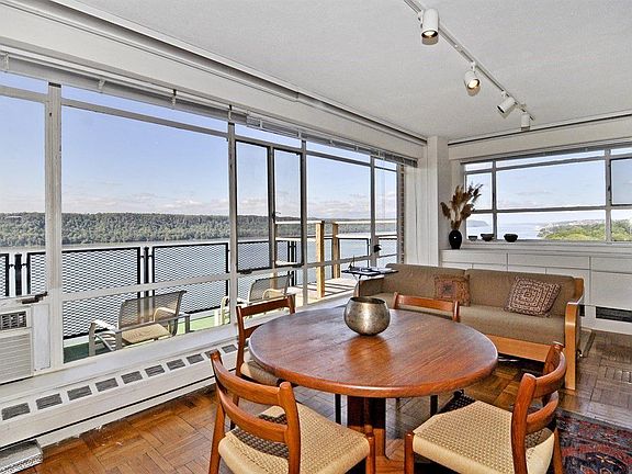 2nd image of 2727 Palisade Ave APT 16J