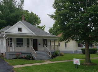 1109 S 16th St, Mattoon, IL 61938
