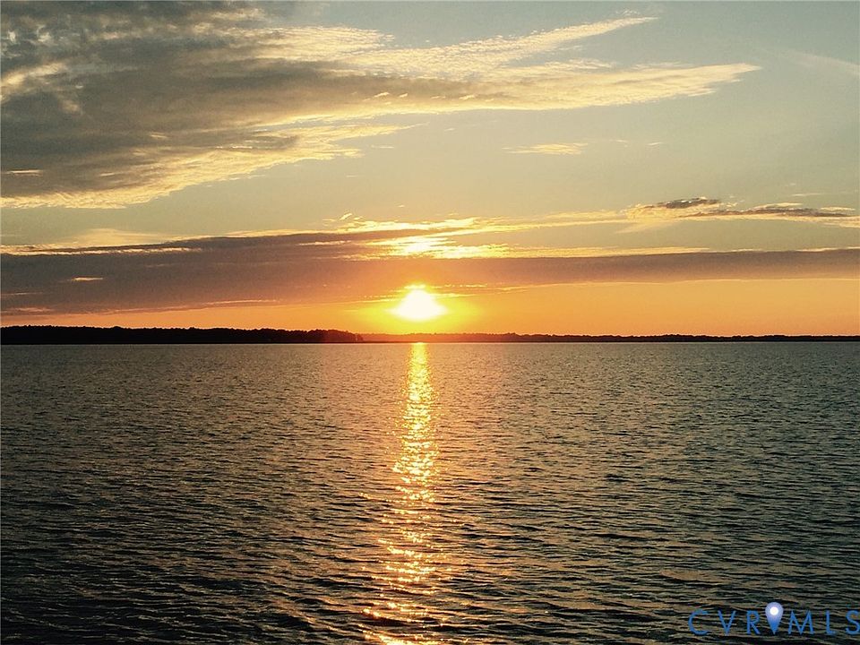 1st image of 280 Rappahannock Beach Dr