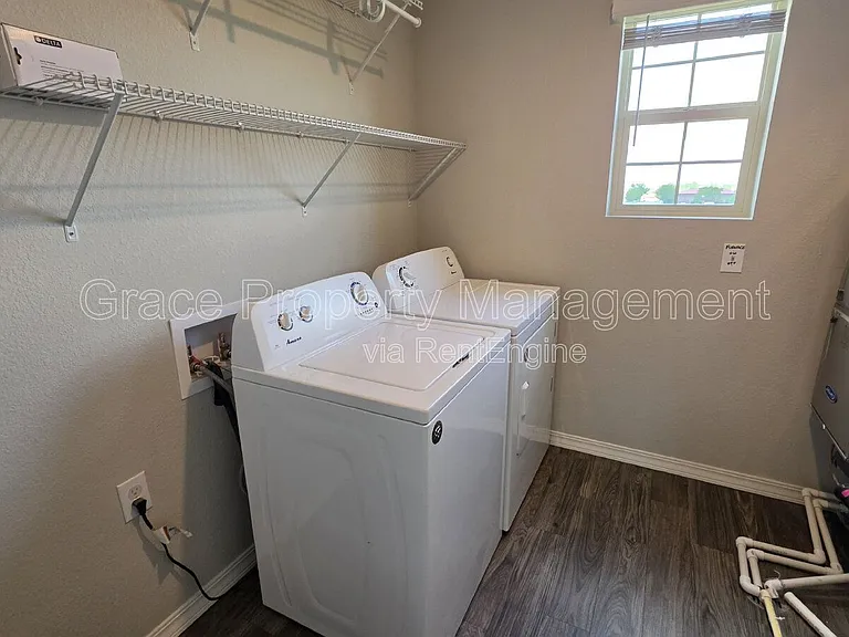 10243 Yampa Ct — Photo 16