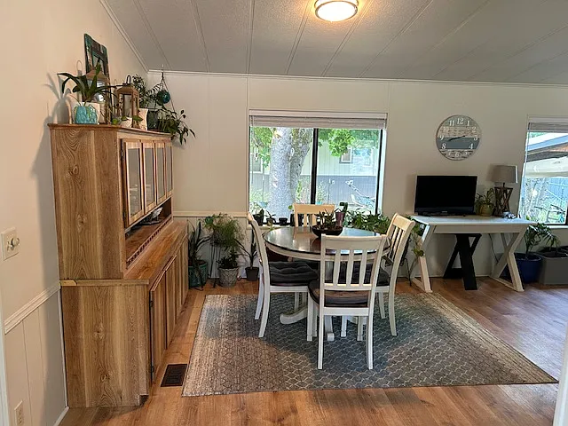3 bed, 1500 sqft, $2,150 — Photo 3