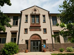 1307 Hayes St #206, La Crosse, WI 54603