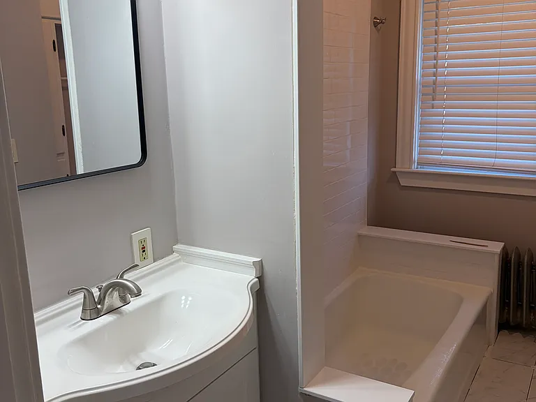 162 Elm St #3 — Photo 6