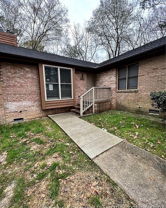 1st image of 102 Homeplace Ct