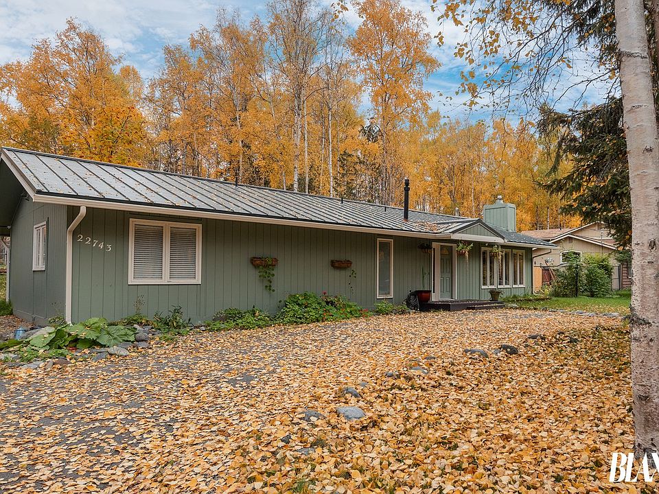 1st image of 22743 Northwoods Dr