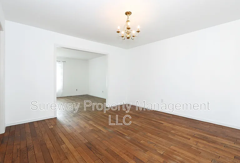 276 Highland Ave — Photo 7