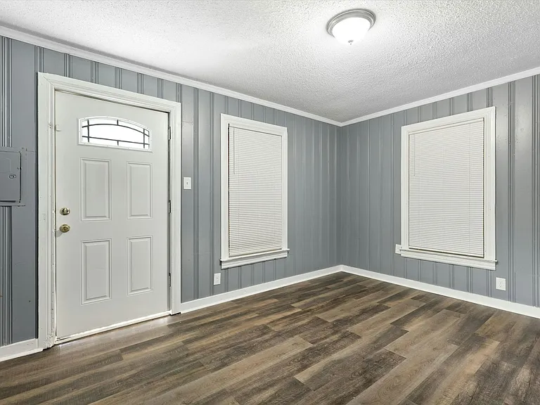 425 Carpenter St — Photo 14
