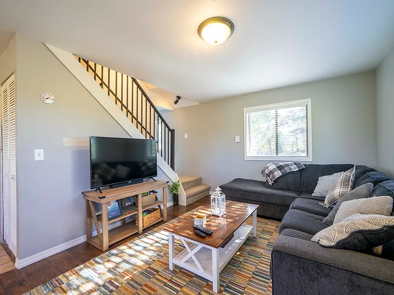 3557 Stagestop Rd — Photo 7