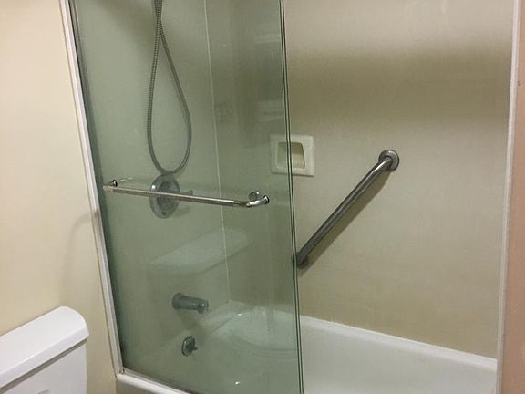 2nd image of 2738 40th Ave