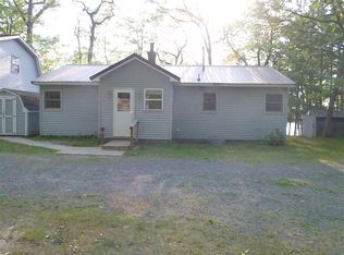 79 S Emerson Dr, Branch, MI 49402