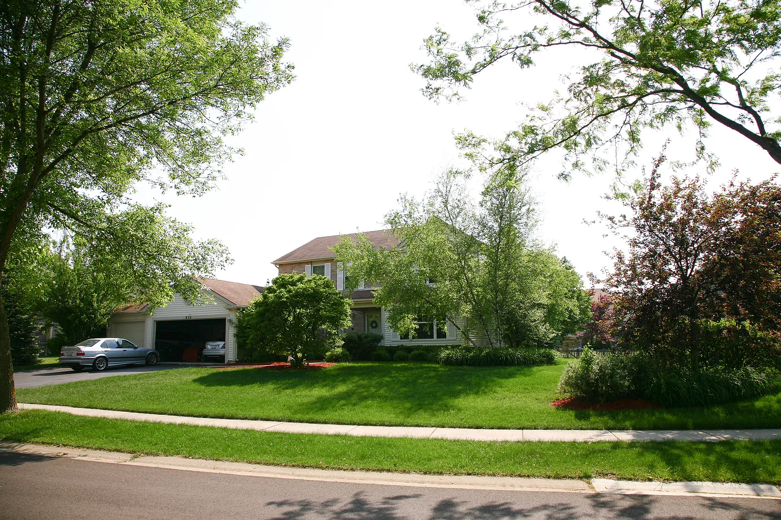 830 Roaring Brook Ln photo 1