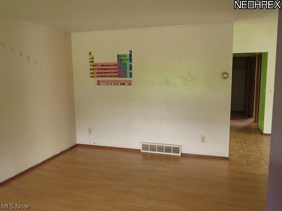 2nd image of 7014-7016 Theota Ave