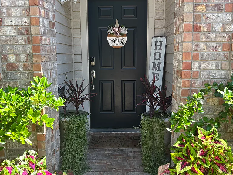 5558 Mesa Verde Ct — Photo 2