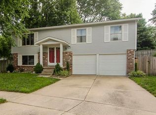 2229 Colony Meadows Ct, Maryland Heights, MO 63043