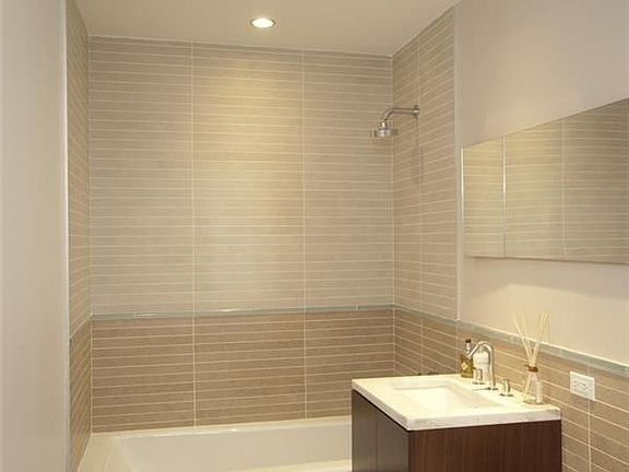 5th image of 2-17 51st Ave #902