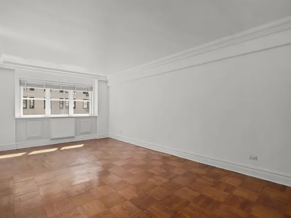 120 East 81st Street image 7 of 10