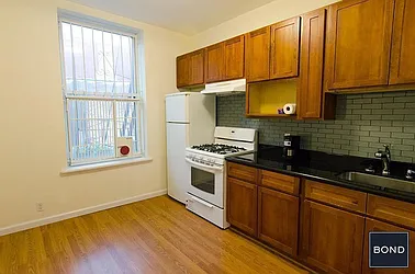 Rented by Bond New York