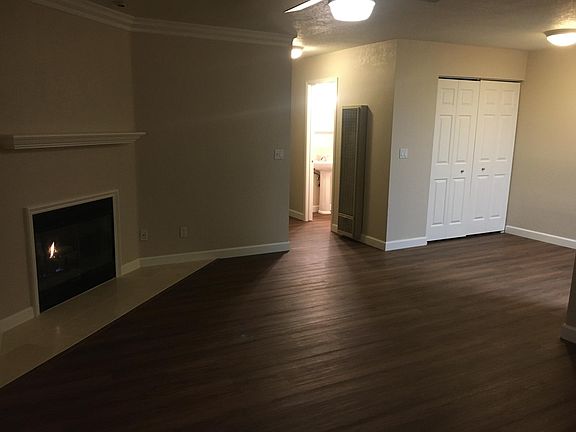 4th image of 4779 Seminole Dr APT 111