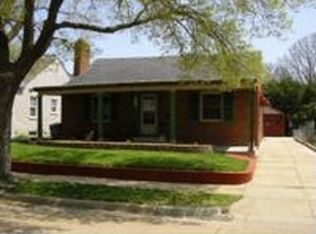 1413 Pershing St, Salina, KS 67401