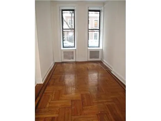 Rented by Douglas Elliman | media 20