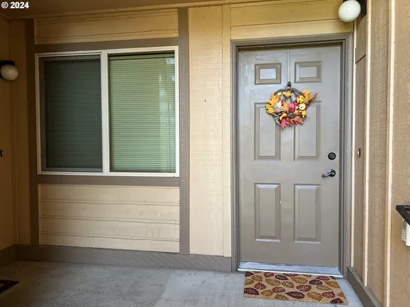 1216 NE 27th St, McMinnville, OR 97128