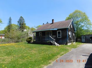 88 Calais Ave, Calais, ME 04619