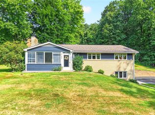 5184 Richland Rd, Gibsonia, PA 15044