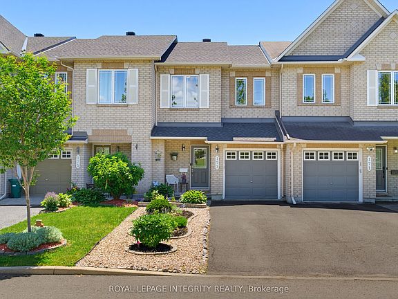 3rd image of 173 Silvermoon Cres