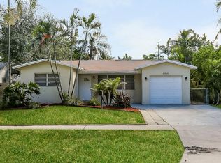 5310 Pierce St, Hollywood, FL 33021