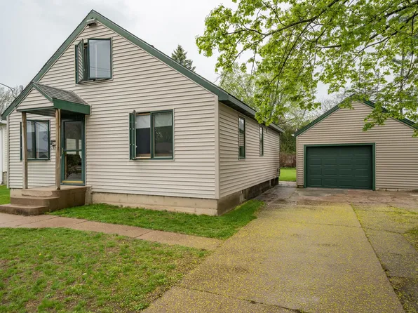 40 Hemlock St, Clintonville, WI 54929