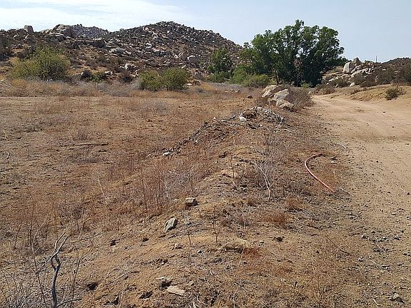 3rd image of 00 El Toro Rd