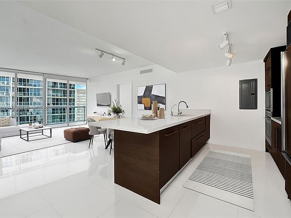 2nd image of 475 S Brickell Ave #3609