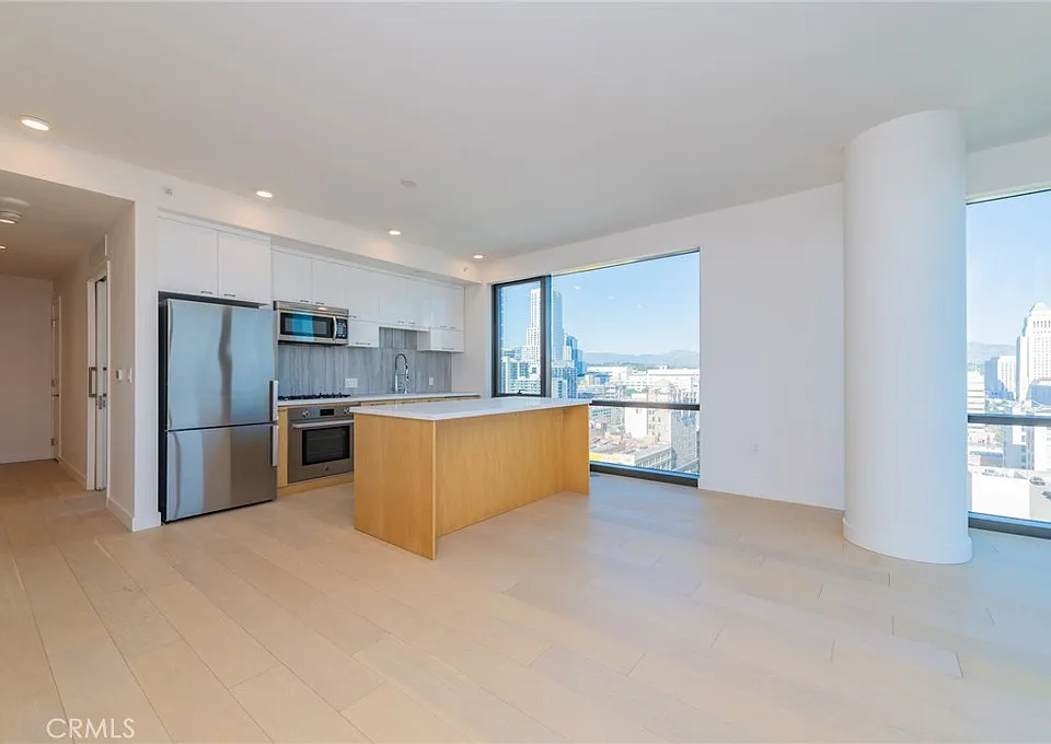 400 S Broadway Ave #1203