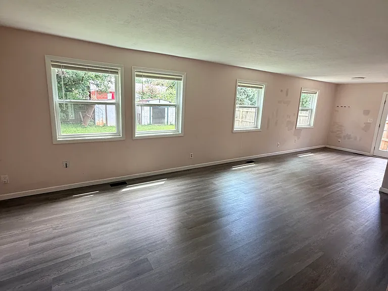 2907 Gleeson Ln — Photo 4