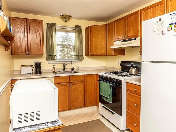 5th image of 422 Lamarck Dr