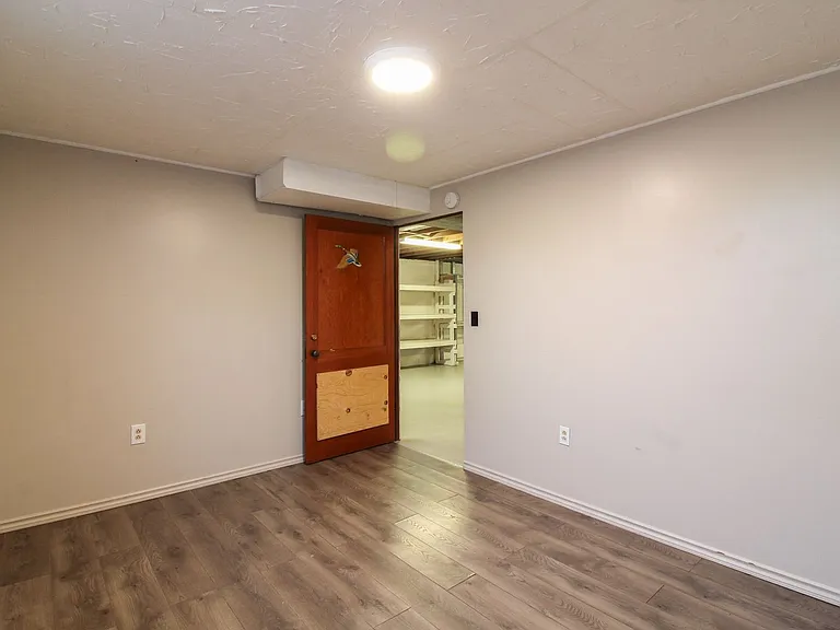 1500 Woodbury St — Photo 27