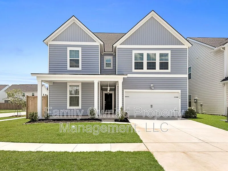 2048 Longhorn Ln